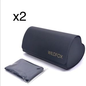 Set of 2 WILDFOX Case for Sunglasses & Cloth New